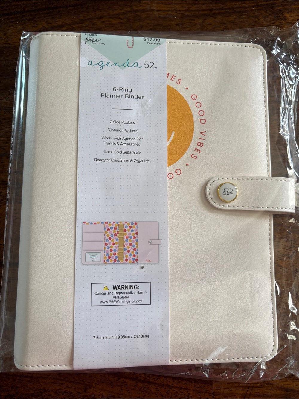 Agenda 52 Cream 6-Ring Planner Binder with Snap Closure